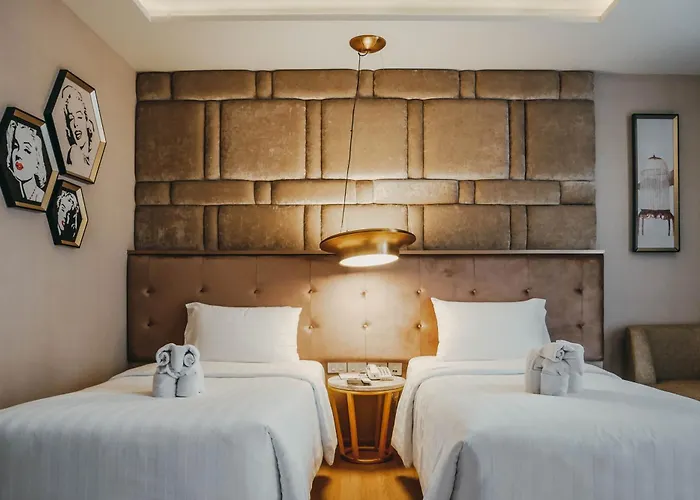 De Prime Rangnam Hotel 4*