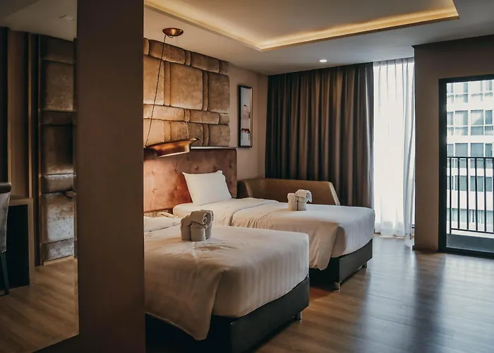 De Prime Rangnam Hotel 4*