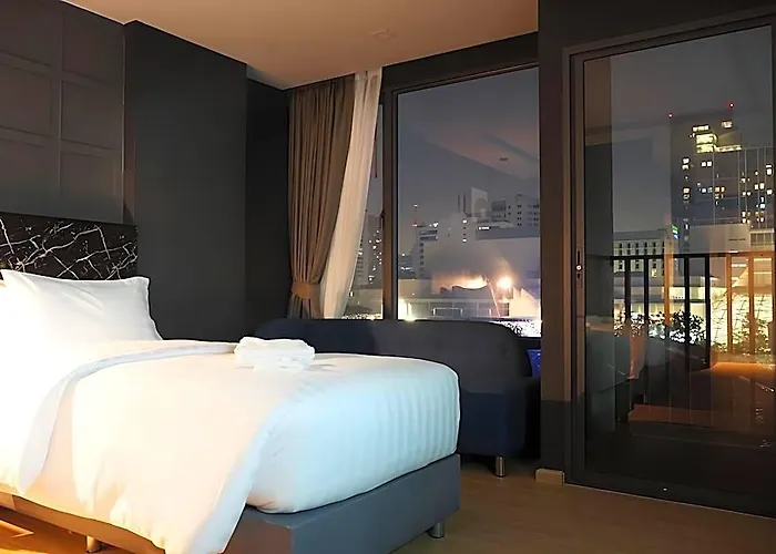 De Prime Rangnam Hotel 4*