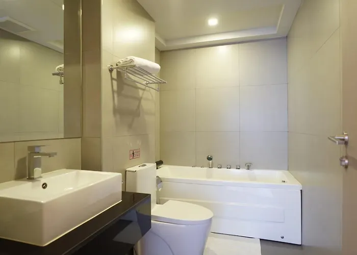 De Prime Rangnam Hotel 4*